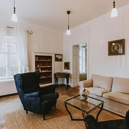 Mimi Bed and Breakfast Σόπρον