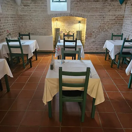 Mimi Bed and Breakfast Σόπρον