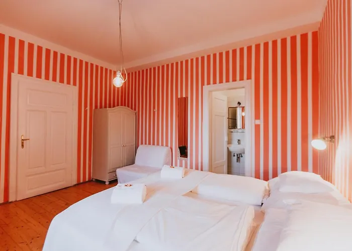 Mimi Bed & Breakfast 4*